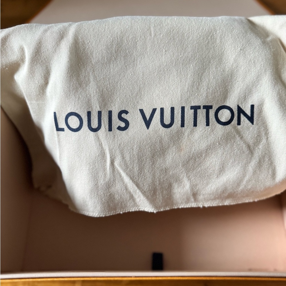 Vintage Louis Vuitton Speedy Bag - Picture 2 of 7